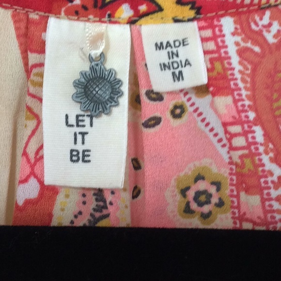 LET IT BE TOP - Picture 3 of 7